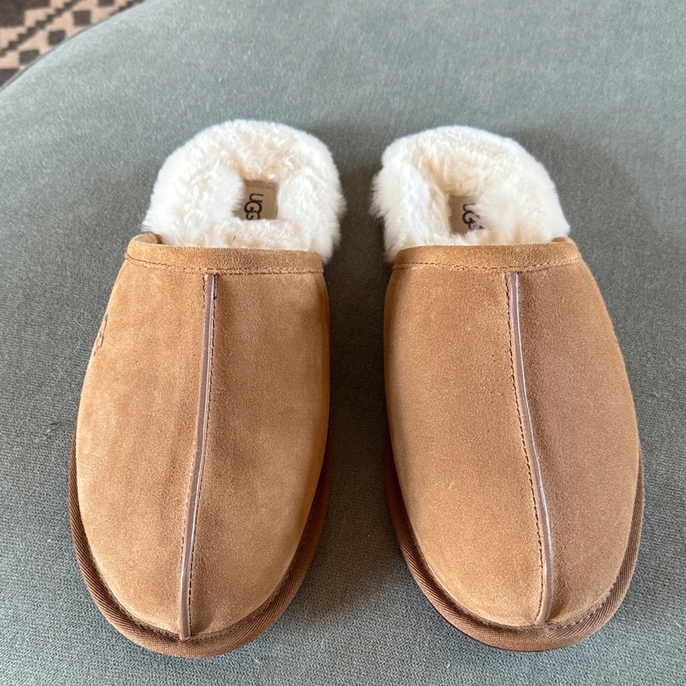 Ugg men’s house shoes